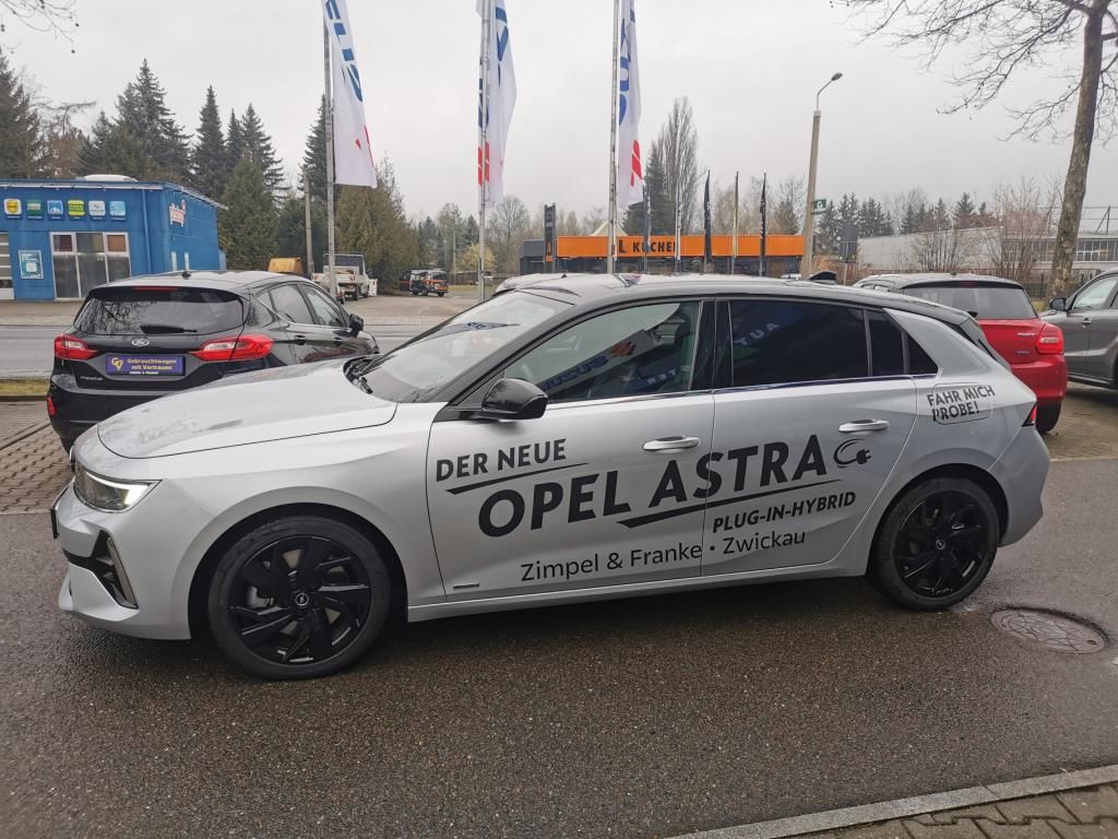 Autohaus Zimpel & Franke -  Opel ASTRA Ultimate Matrix Licht Schiebedach Head Up  - Bild 2