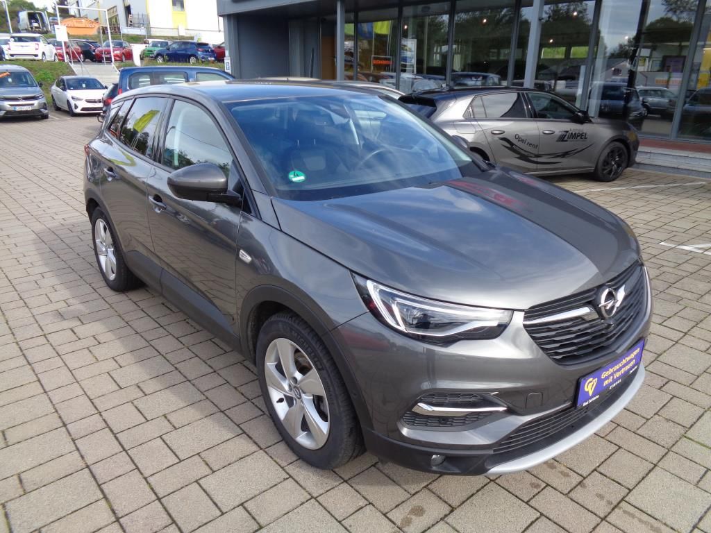 Autohaus Zimpel -  Opel Grandland X 1.6 165 kW 224 PS Klimaautomatik, BT - Bild 3