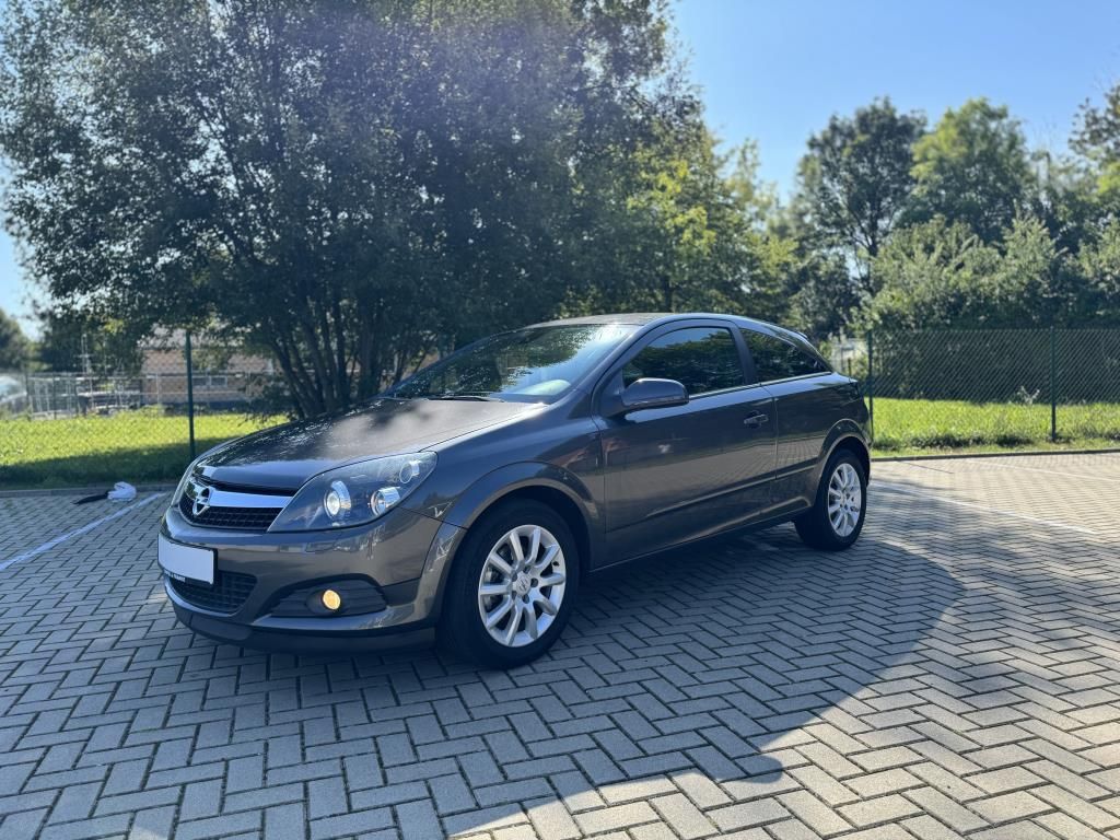 Autohaus Zimpel & Franke -  Opel Astra H GTC Innovation 110 Jahre 1.6 116 PS - Bild 3