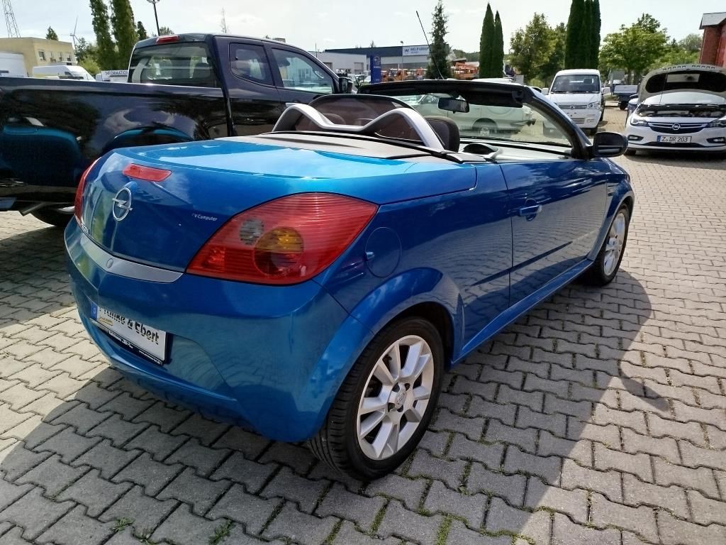 Autohaus Franke & Ebert -  Opel Tigra SPORT 1.4 TP 66 KW/90 PS 5-GANG - Bild 4