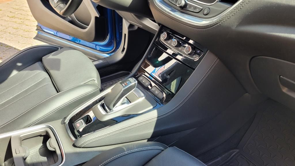 Autohaus Zimpel -  Opel Grandland X 1.6T PHEV 300PS Allrad+Navi+Sitzhzg. - Bild 9