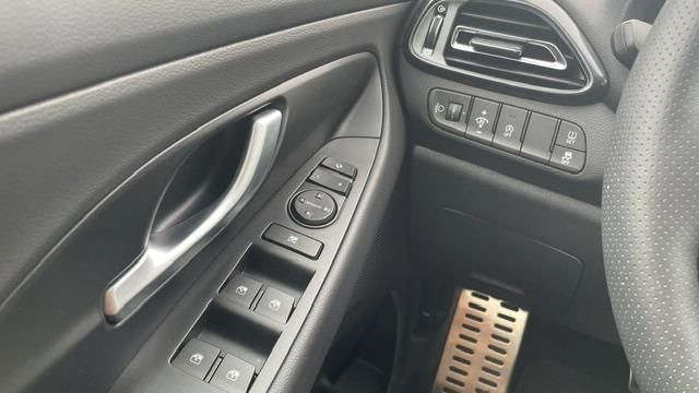 Autohaus Zimpel & Franke -  Hyundai i30 N Line ATM Kamera+Navi+SHZ+Tempomat - Bild 9