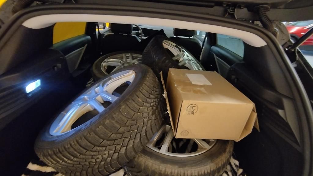 Erstes Annaberger Autohaus - Opel ASTRA Elegance 1,6 Plug-In, LED,Sitz-Lenkradheiz - Bild 7 Erstes Annaberger Autohaus - Opel ASTRA Elegance 1,6 Plug-In, LED,Sitz-Lenkradheiz - Bild 7