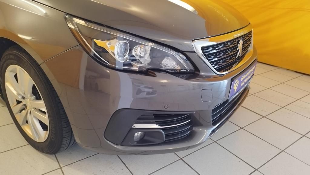 Erstes Annaberger Autohaus - Peugeot 308 Active, Navi, Klimaautomatik PDC, LM-Felge,L - Bild 3 Erstes Annaberger Autohaus - Peugeot 308 Active, Navi, Klimaautomatik PDC, LM-Felge,L - Bild 3