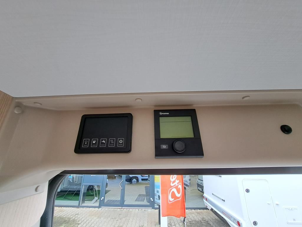 Autohaus Zimpel -  Challenger V114L +ArcticPaket+Markise+Solar - Bild 15