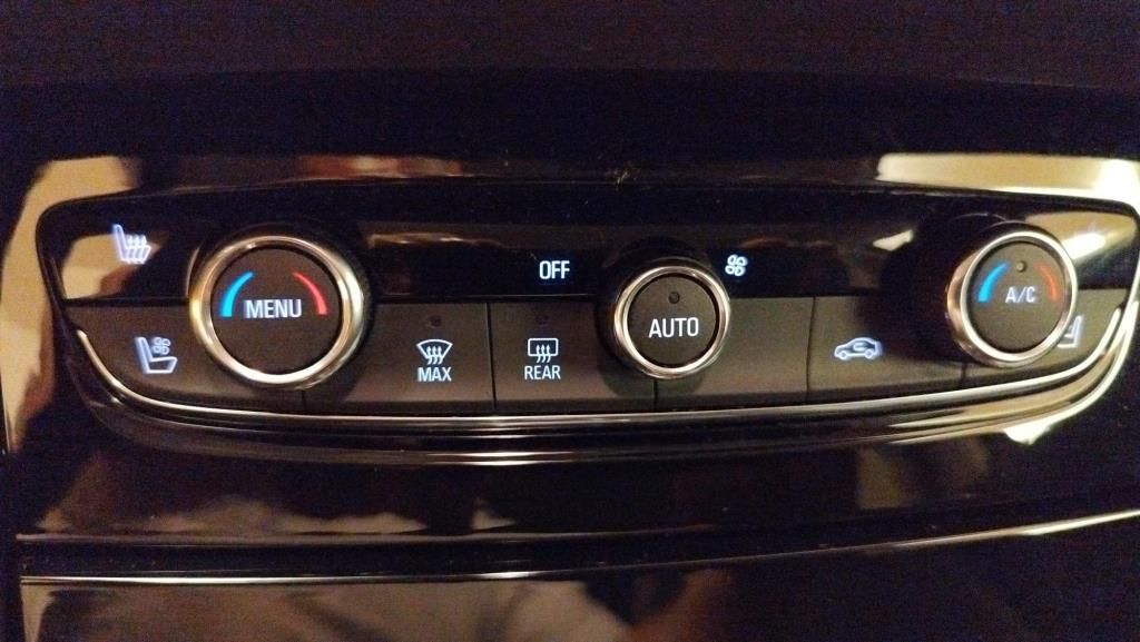 Erstes Annaberger Autohaus -  Opel Grandland X Inno 4x4 AGR, Navi, Kamera, LED, - Bild 12