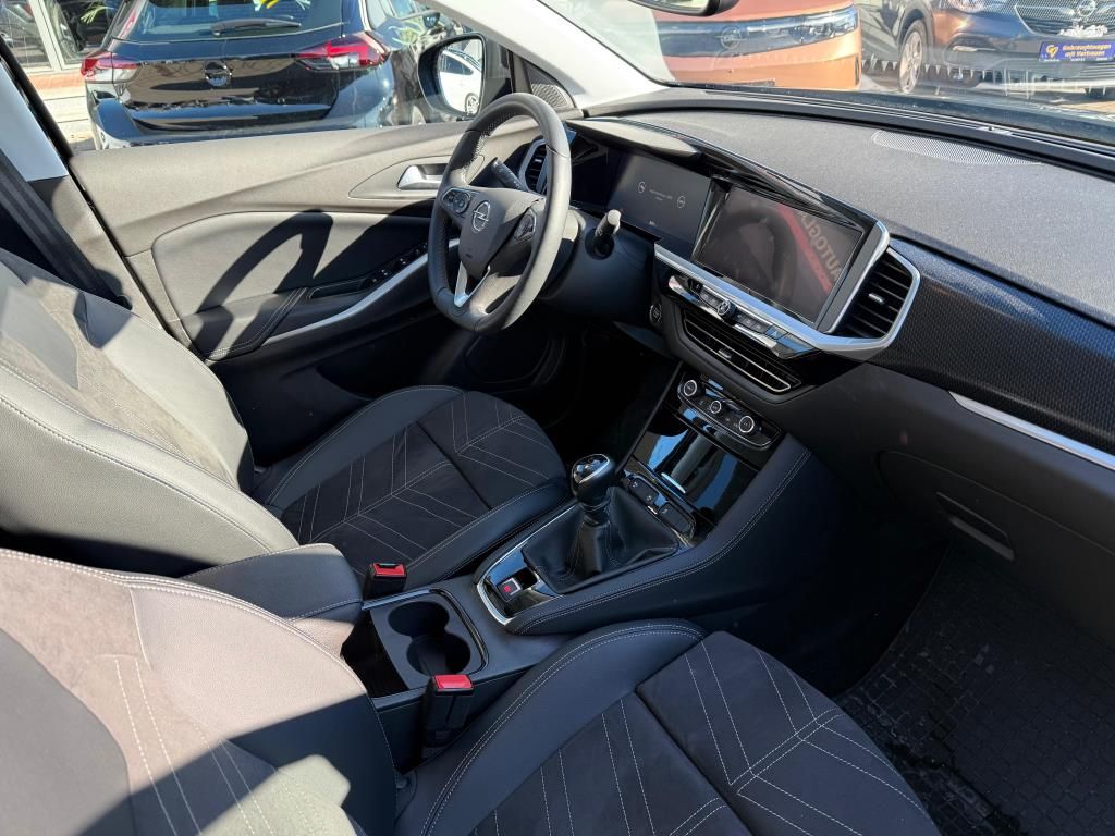Autohaus Zimpel -  Opel Grandland 1.2 96 kW 130 PS  Navi, LED, DAB, BT - Bild 10