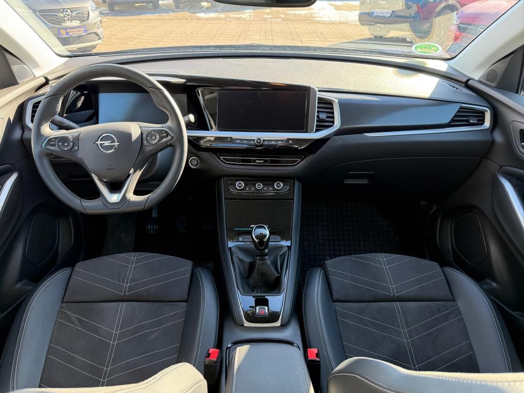 Autohaus Zimpel -  Opel Grandland 1.2 96 kW 130 PS  Navi, LED, DAB, BT - Bild 11