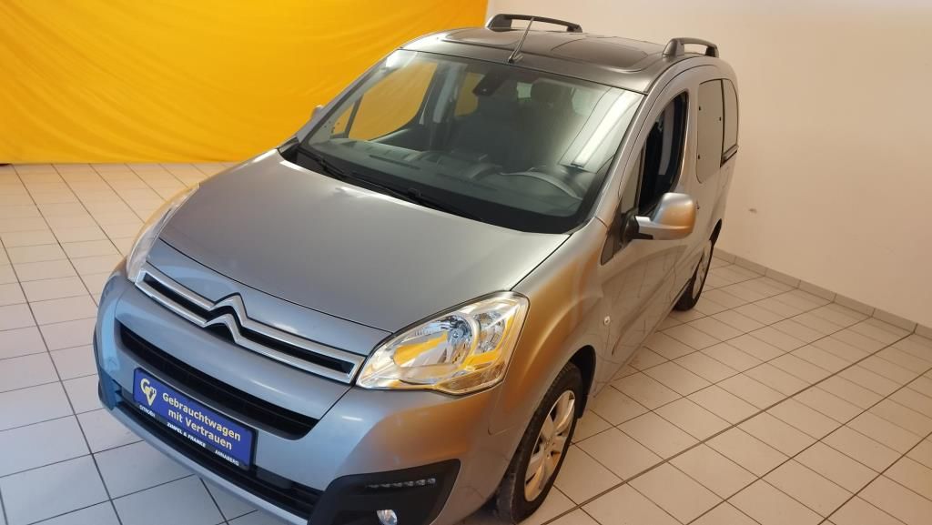 Erstes Annaberger Autohaus -  Citroën BERLINGO PurTech,  Klima,Radio,ZV,AHZV