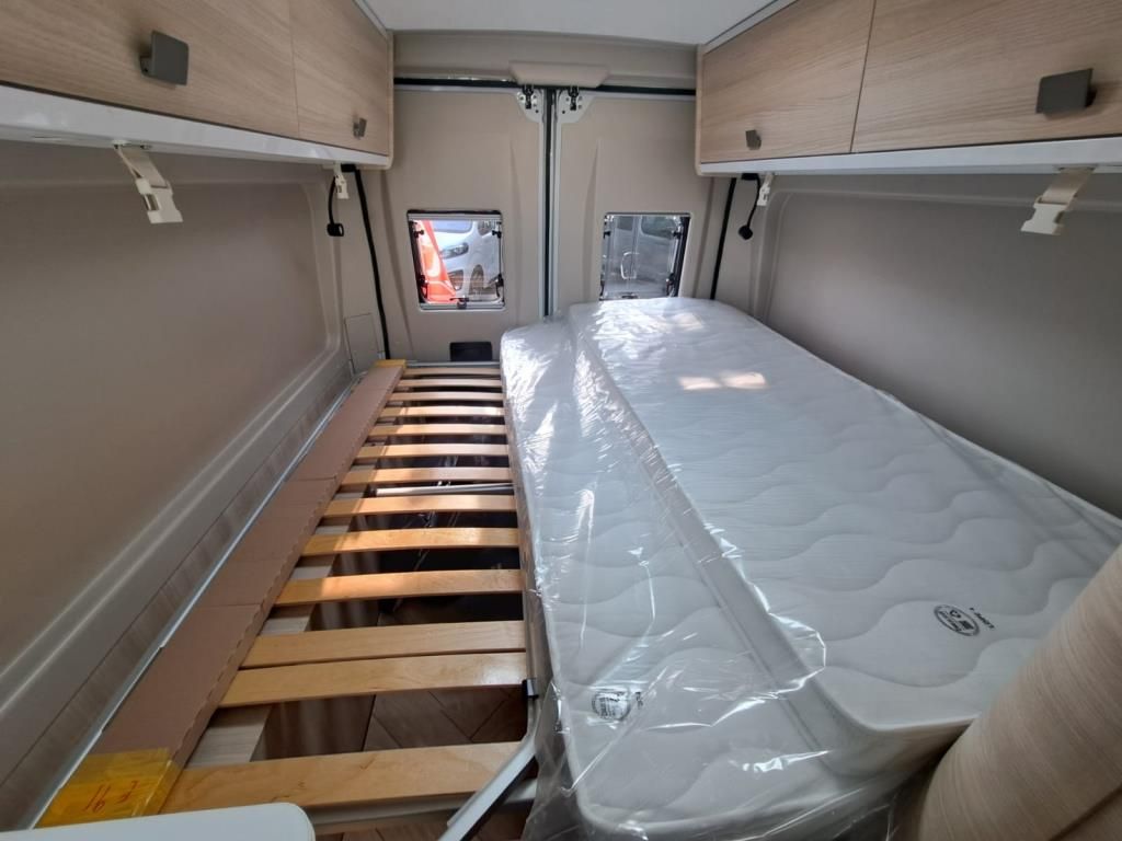 Autohaus Zimpel -  Challenger V217 Längsbetten DieselKombiHeizung+Solar+Markis - Bild 12