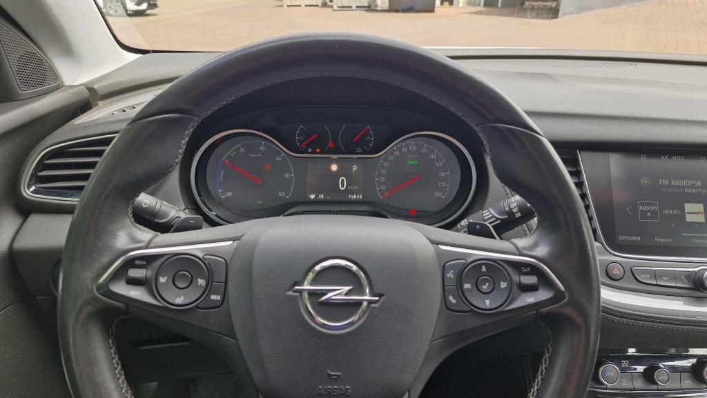 Autohaus Zimpel & Franke - Opel Grandland X 1.6T PHEV AGR Sitze+Keyless - Bild 13 Autohaus Zimpel & Franke - Opel Grandland X 1.6T PHEV AGR Sitze+Keyless - Bild 13