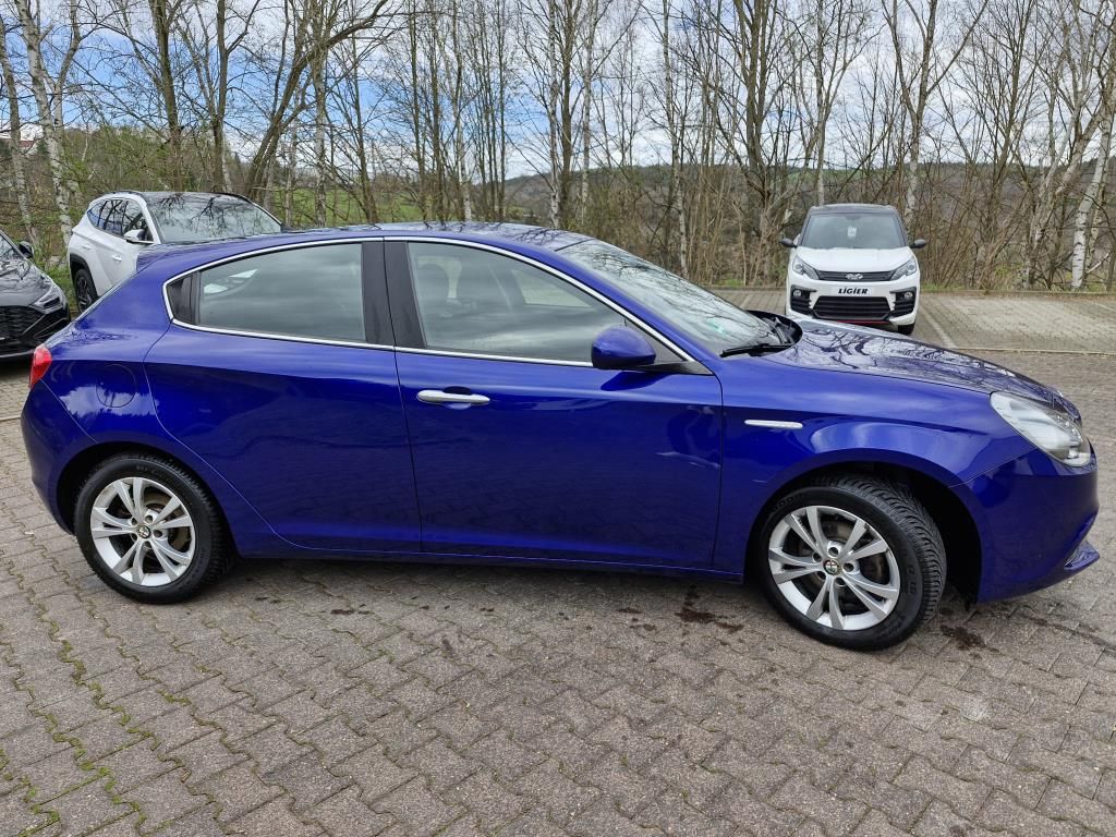 Autohaus Zimpel -  Alfa Romeo Giulietta 1.4 Sitzheizung+Winterräder - Bild 3
