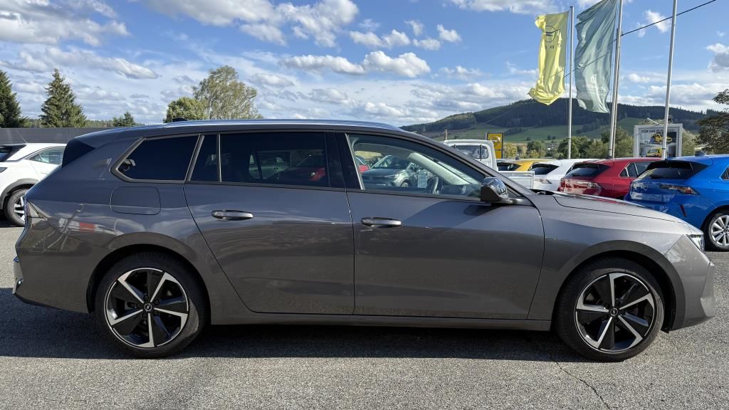 Autohaus Zimpel - Opel Astra ST Elegance 1.2T Navi+Kamera+SHZ+LHZ+LED+D - Bild 4 Autohaus Zimpel - Opel Astra ST Elegance 1.2T Navi+Kamera+SHZ+LHZ+LED+D - Bild 4