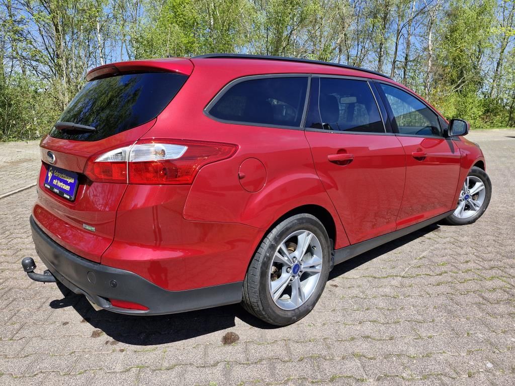 Autohaus Zimpel -  Ford Focus Turnier 1.6 EcoBoost AHK+Frontscheibenhzg. - Bild 4