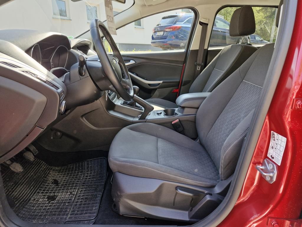 Autohaus Zimpel -  Ford Focus Turnier 1.6 EcoBoost AHK+Frontscheibenhzg. - Bild 8