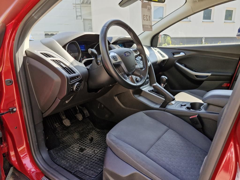 Autohaus Zimpel -  Ford Focus Turnier 1.6 EcoBoost AHK+Frontscheibenhzg. - Bild 9