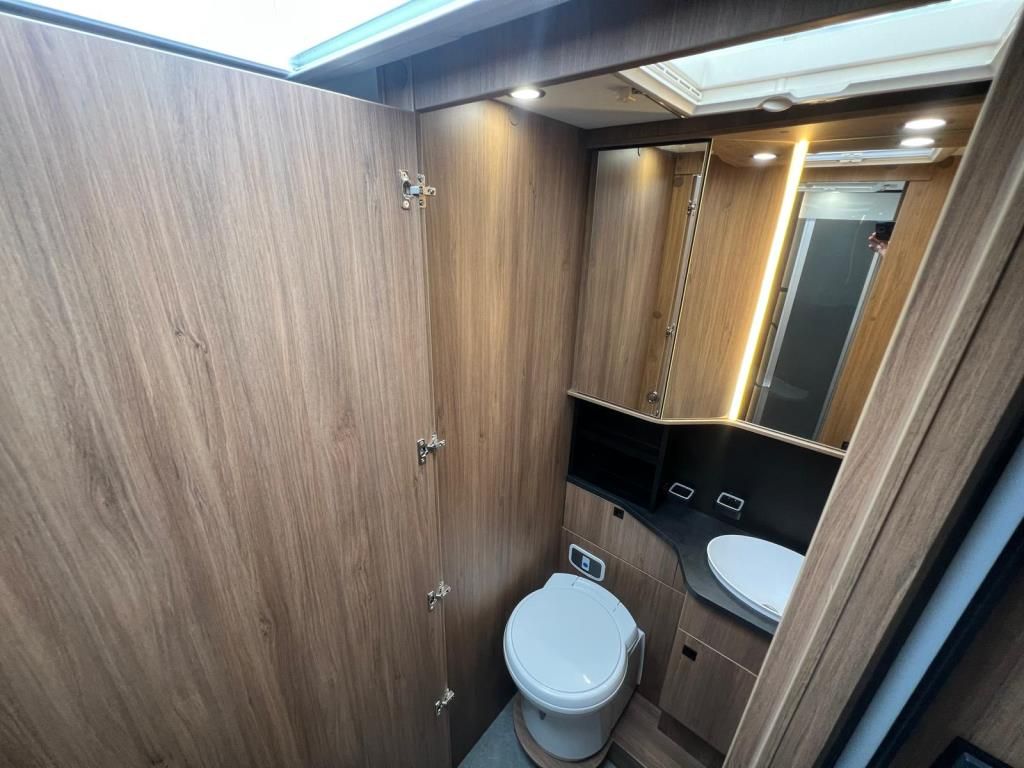 Autohaus Zimpel & Franke - Challenger 337GA MJ2027 Arctic+4,1t+SofortVerfügbar - Bild 5 Autohaus Zimpel & Franke - Challenger 337GA MJ2027 Arctic+4,1t+SofortVerfügbar - Bild 5