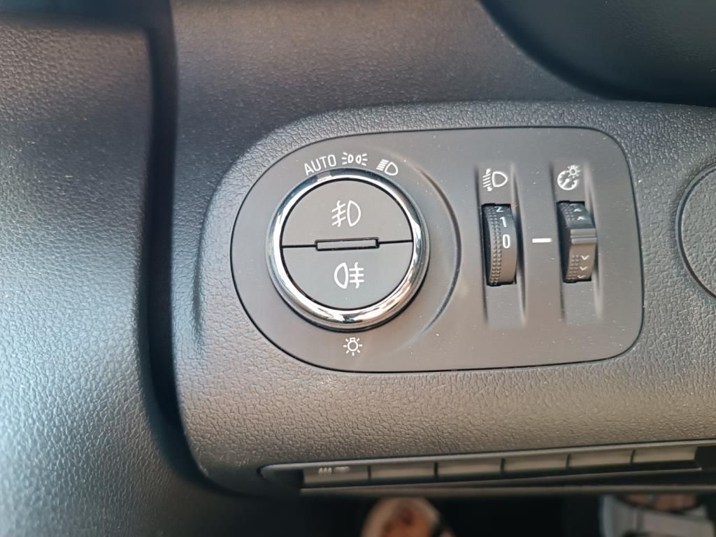 Autohaus Zimpel & Franke -  Opel Combo Cargo Electro Edition - Bild 13