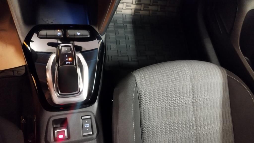 Erstes Annaberger Autohaus -  Opel CORSA P2JO  100 kW 136 PS Automatik-Elektroantri - Bild 15