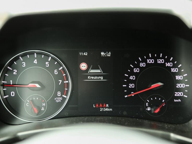 Autohaus Zimpel & Franke -  Suzuki SWIFT 1,2 COMFORT HYBRID/ LED/SHZ/KLIMA - Bild 13