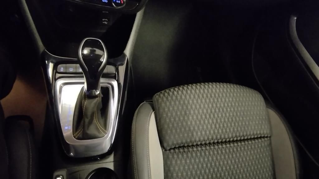Erstes Annaberger Autohaus -  Opel Crossland X Ultimate Automatik, HUD,Navi,beh.Fro - Bild 13