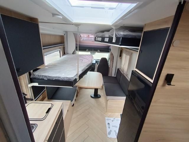 Autohaus Zimpel & Franke -  Challenger 270 Etape Anhängerkupplung +Markise+Solar+Arktik - Bild 15