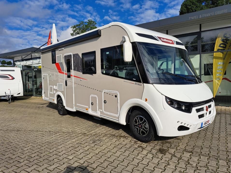 Autohaus Zimpel -  Challenger 2060 ähnlich wie 260 ZUBEHÖR+ARCTIC - Bild 2