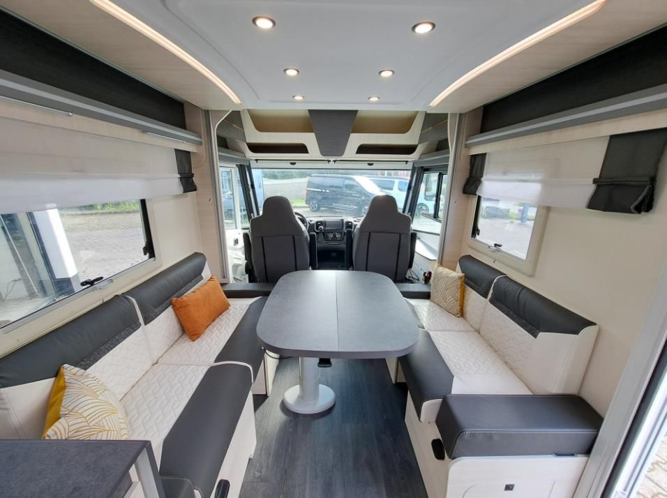 Autohaus Zimpel -  Challenger 2060 ähnlich wie 260 ZUBEHÖR+ARCTIC - Bild 4