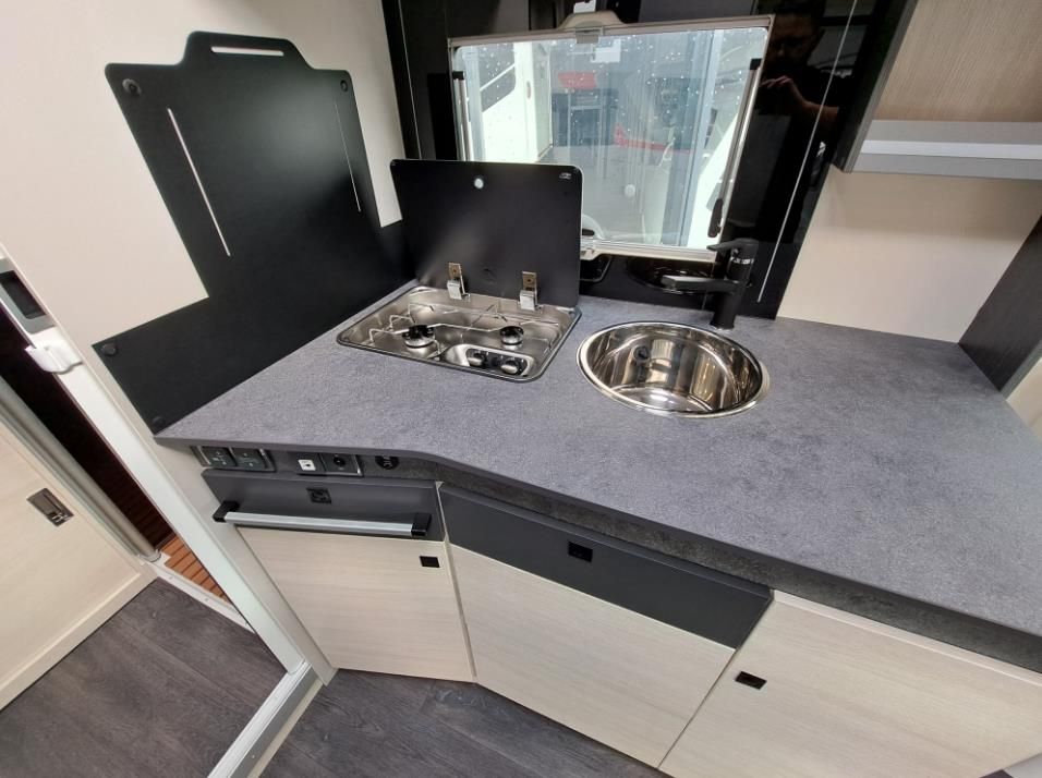 Autohaus Zimpel -  Challenger 2060 ähnlich wie 260 ZUBEHÖR+ARCTIC - Bild 6