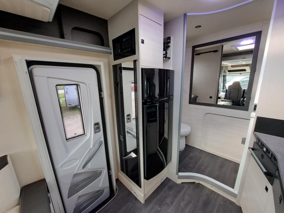 Autohaus Zimpel -  Challenger 2060 ähnlich wie 260 ZUBEHÖR+ARCTIC - Bild 8