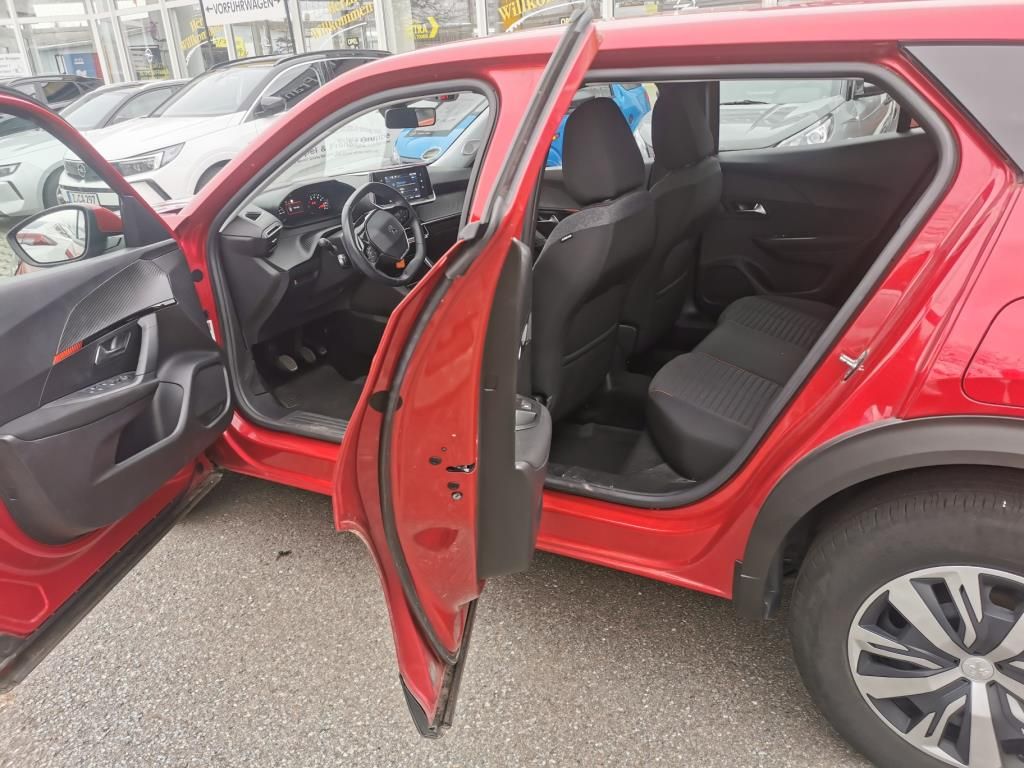 Erstes Annaberger Autohaus -  Peugeot 2008 Active - Bild 9