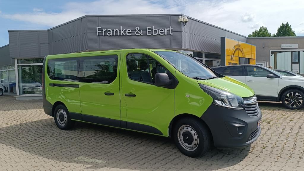 Autohaus Franke & Ebert -  Opel Vivaro COMBI 1.6 L2H1 2,9t 119 PS Navi