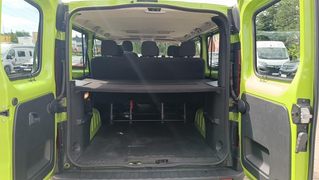Autohaus Franke & Ebert -  Opel Vivaro COMBI 1.6 L2H1 2,9t 119 PS Navi - Bild 6