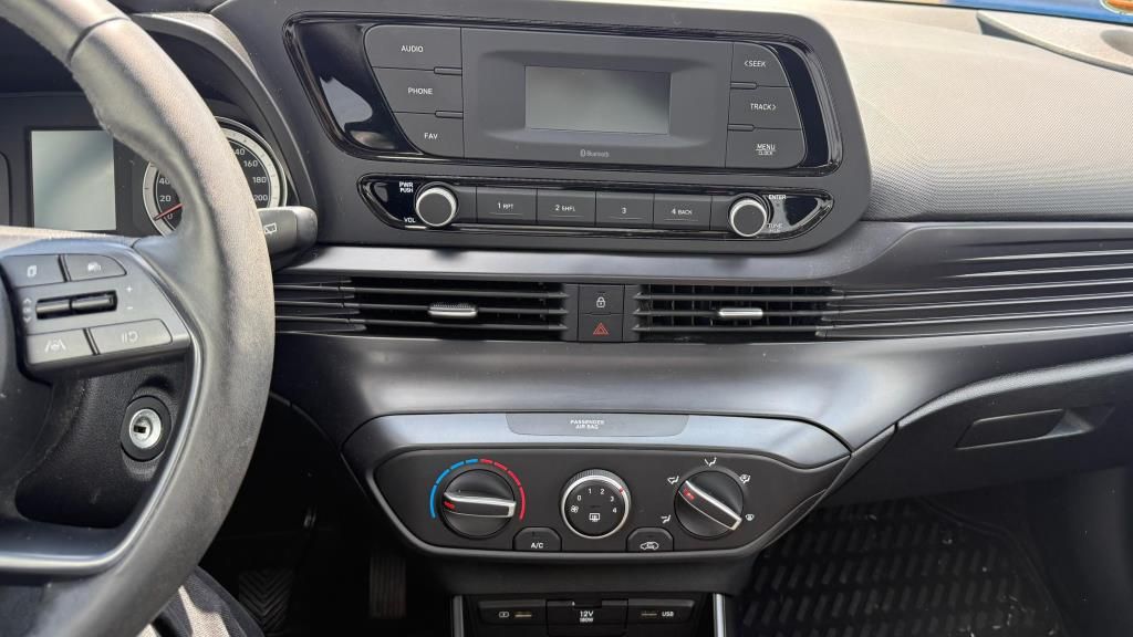 Autohaus Zimpel -  Hyundai Bayon 1.0 74 kW 101 PS DAB, Klimaanlage, Sitz- u - Bild 12