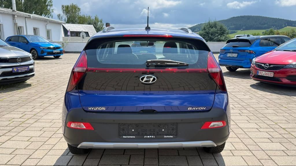 Autohaus Zimpel -  Hyundai Bayon 1.0 74 kW 101 PS DAB, Klimaanlage, Sitz- u - Bild 6