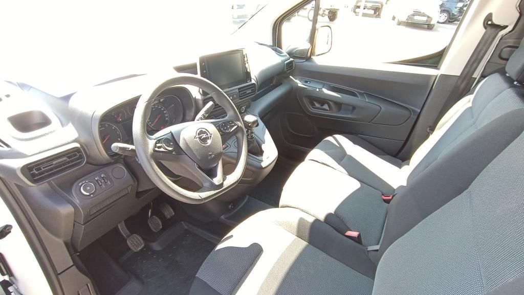 Autohaus Zimpel & Franke -  Opel Combo Cargo  96 kW 131 PS, Euro 6d-TEMP Manuelle - Bild 8