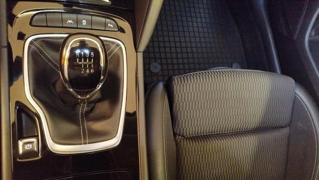Erstes Annaberger Autohaus -  Opel Insignia ST, Business Inno, Panoramadach, Lenkra - Bild 12