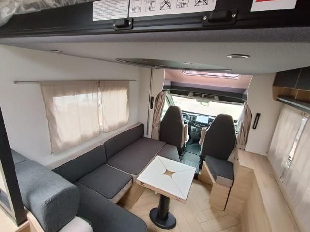 Autohaus Zimpel & Franke -  Challenger 240 Etape Anhängerkupplung +Arktik+Markise+Solar - Bild 13
