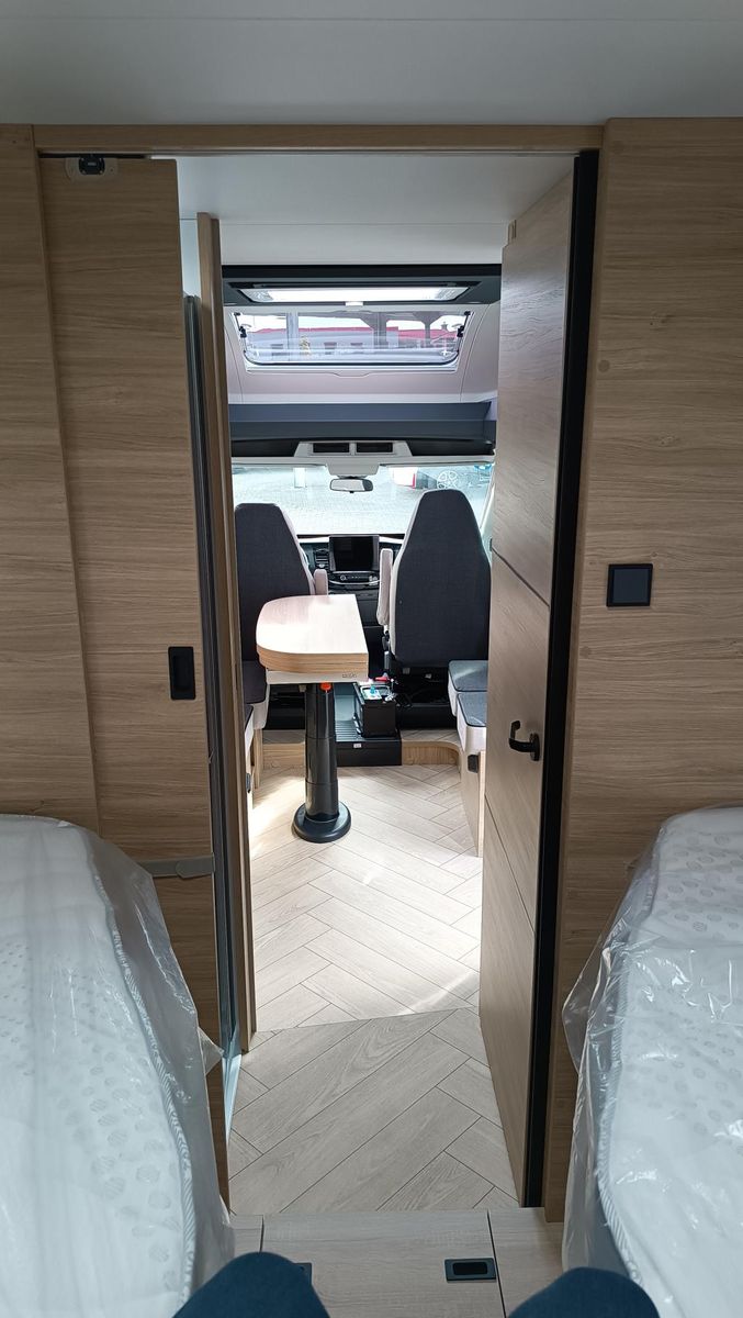 Autohaus Zimpel & Franke -  Challenger 317 4,1T Graphite Messepreis kein Hubb.,+Arktik+ - Bild 14