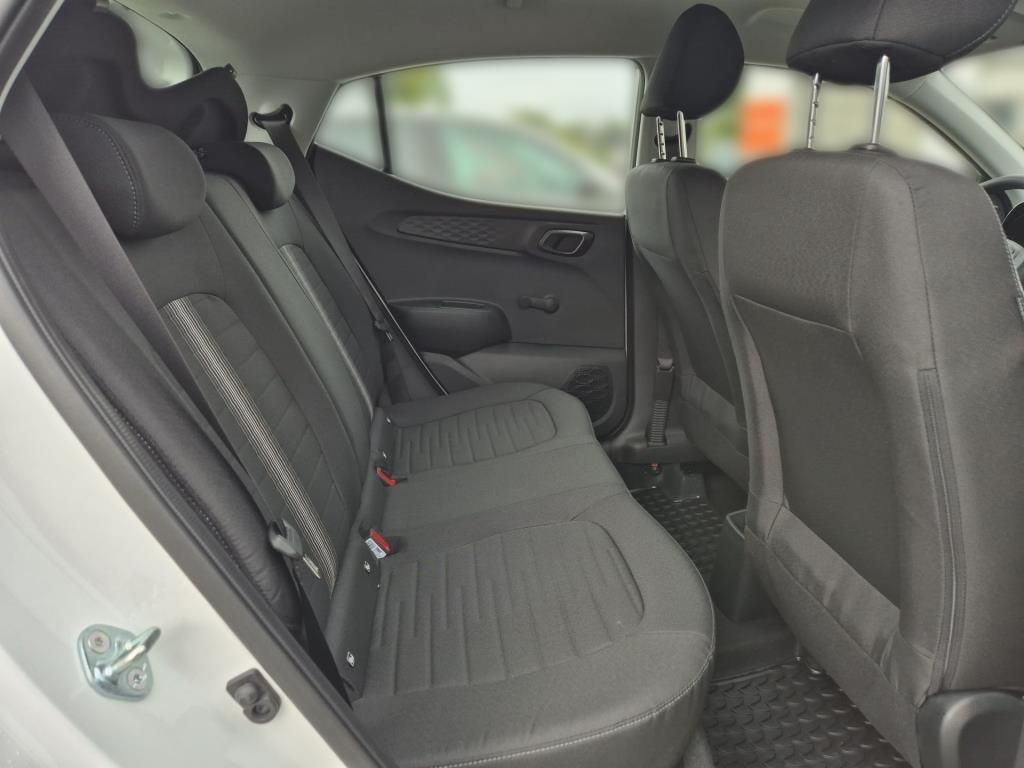 Erstes Annaberger Autohaus -  Hyundai i10 Navi+Kamera+Klima+ Tempomat+ISOFIX - Bild 13