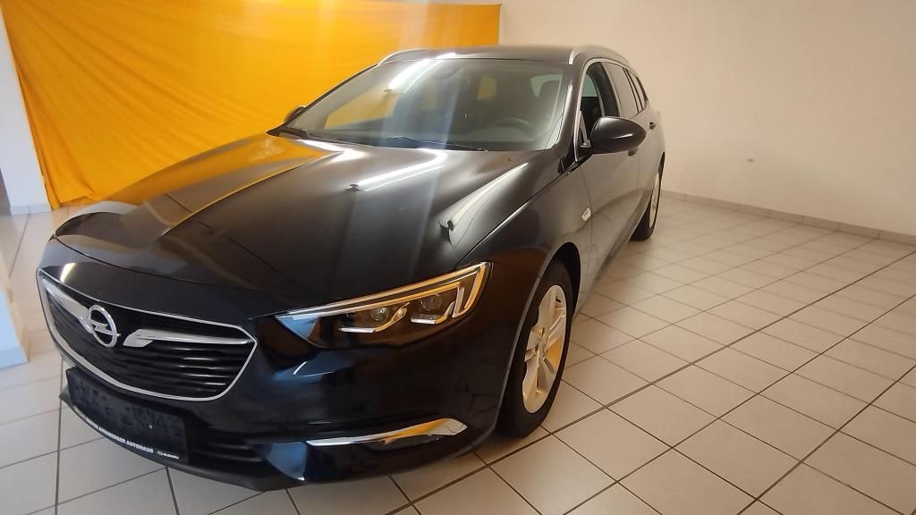 Erstes Annaberger Autohaus - Opel Insignia ST Inno, LED-Matrix, elektr. Heckkl, AG