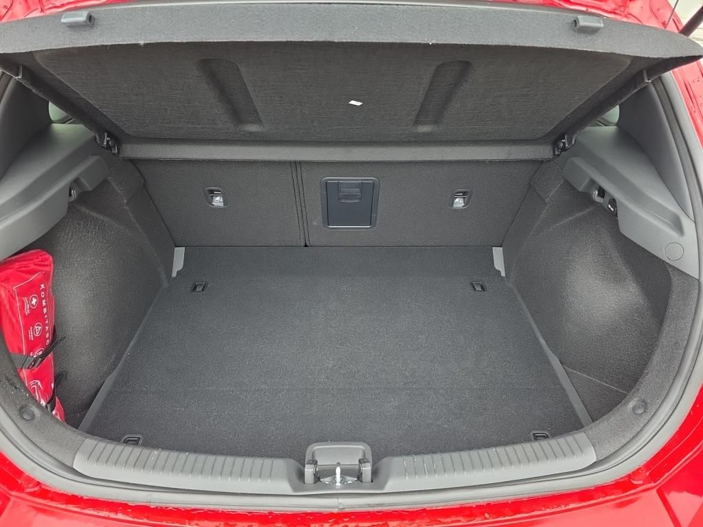 Erstes Annaberger Autohaus - Hyundai i30 Advantage, Navi, Rückfahrkamera, LED, SHZ, L - Bild 12 Erstes Annaberger Autohaus - Hyundai i30 Advantage, Navi, Rückfahrkamera, LED, SHZ, L - Bild 12