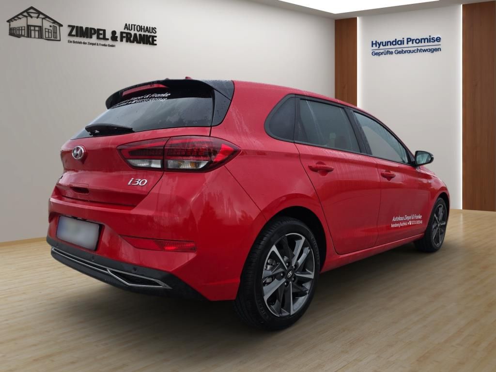 Erstes Annaberger Autohaus - Hyundai i30 Advantage, Navi, Rückfahrkamera, LED, SHZ, L - Bild 3 Erstes Annaberger Autohaus - Hyundai i30 Advantage, Navi, Rückfahrkamera, LED, SHZ, L - Bild 3