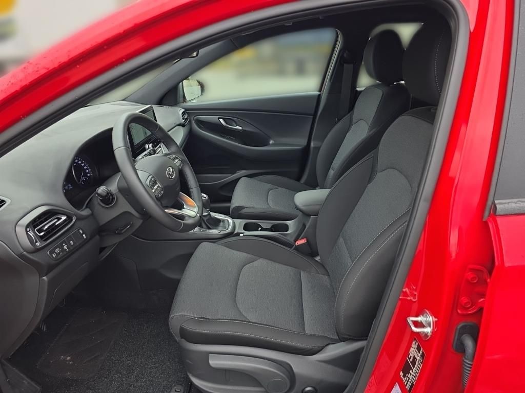 Erstes Annaberger Autohaus - Hyundai i30 Advantage, Navi, Rückfahrkamera, LED, SHZ, L - Bild 7 Erstes Annaberger Autohaus - Hyundai i30 Advantage, Navi, Rückfahrkamera, LED, SHZ, L - Bild 7