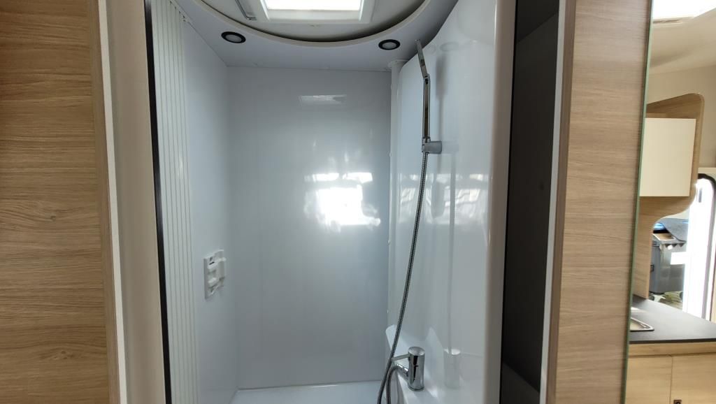 Autohaus Zimpel & Franke - Challenger C387 6 Schlafplätze +Markise+Solar+Connect - Bild 11 Autohaus Zimpel & Franke - Challenger C387 6 Schlafplätze +Markise+Solar+Connect - Bild 11