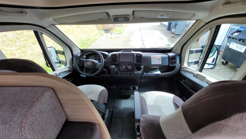 Autohaus Zimpel & Franke - Challenger C387 6 Schlafplätze +Markise+Solar+Connect - Bild 15 Autohaus Zimpel & Franke - Challenger C387 6 Schlafplätze +Markise+Solar+Connect - Bild 15