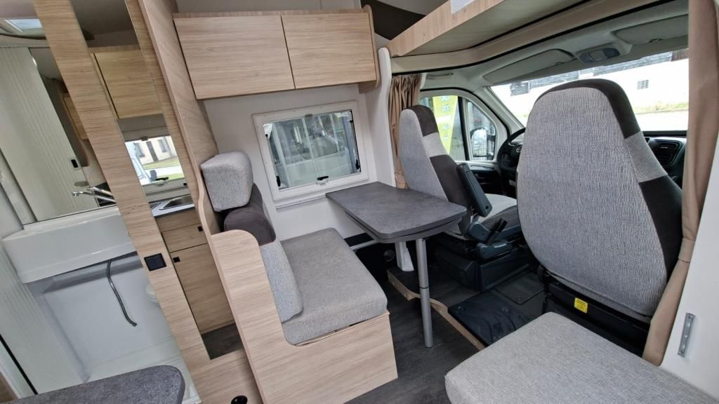 Autohaus Zimpel & Franke -  Challenger C194 +Markise+Solar+Fahrradträger - Bild 5