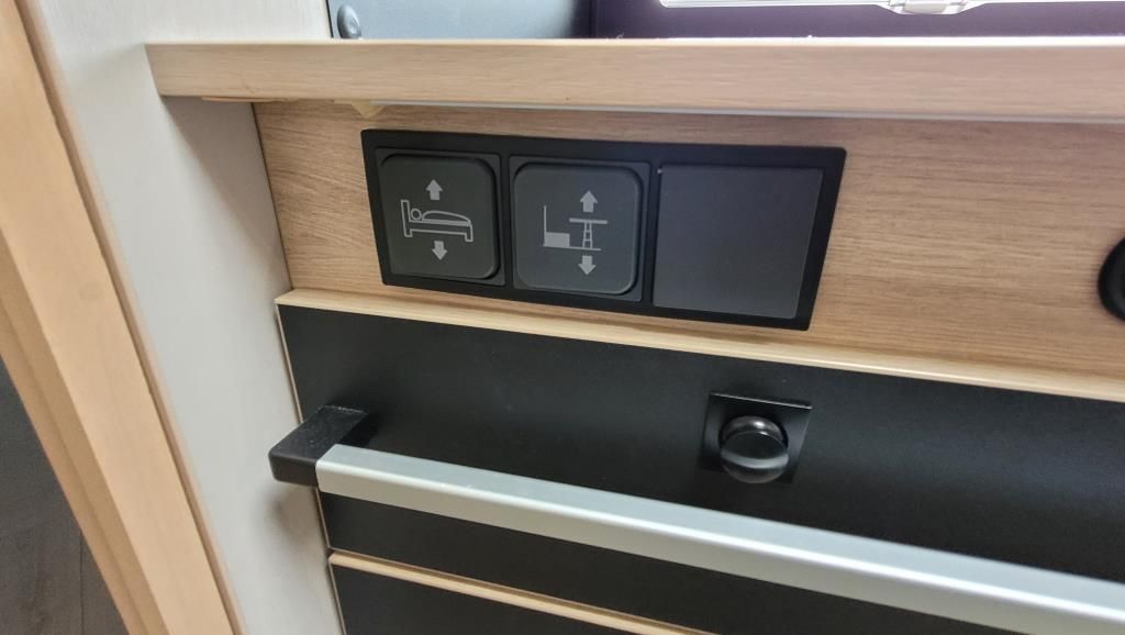 Autohaus Zimpel & Franke - Challenger 384 Etape Edition +Markise+Solar+Arctic - Bild 9 Autohaus Zimpel & Franke - Challenger 384 Etape Edition +Markise+Solar+Arctic - Bild 9