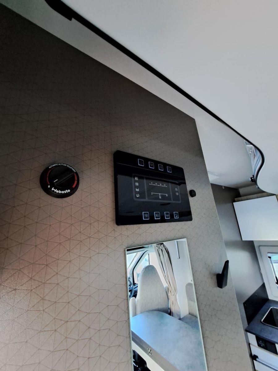 Autohaus Zimpel & Franke - Challenger 337GA 8-Gang+Hubbett+Solar+Markise - Bild 16 Autohaus Zimpel & Franke - Challenger 337GA 8-Gang+Hubbett+Solar+Markise - Bild 16