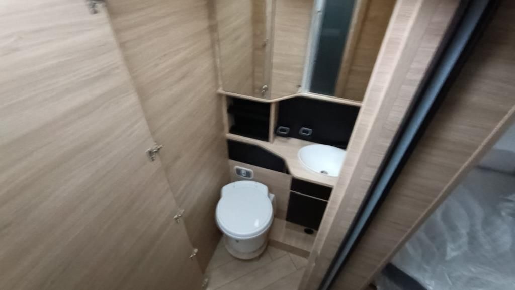 Autohaus Zimpel & Franke -  Challenger 337GA +Hubbett+Solar+Fahrradtr+Markise - Bild 14